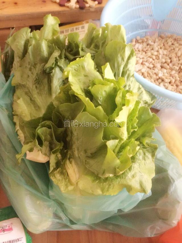 炒好花生米去皮