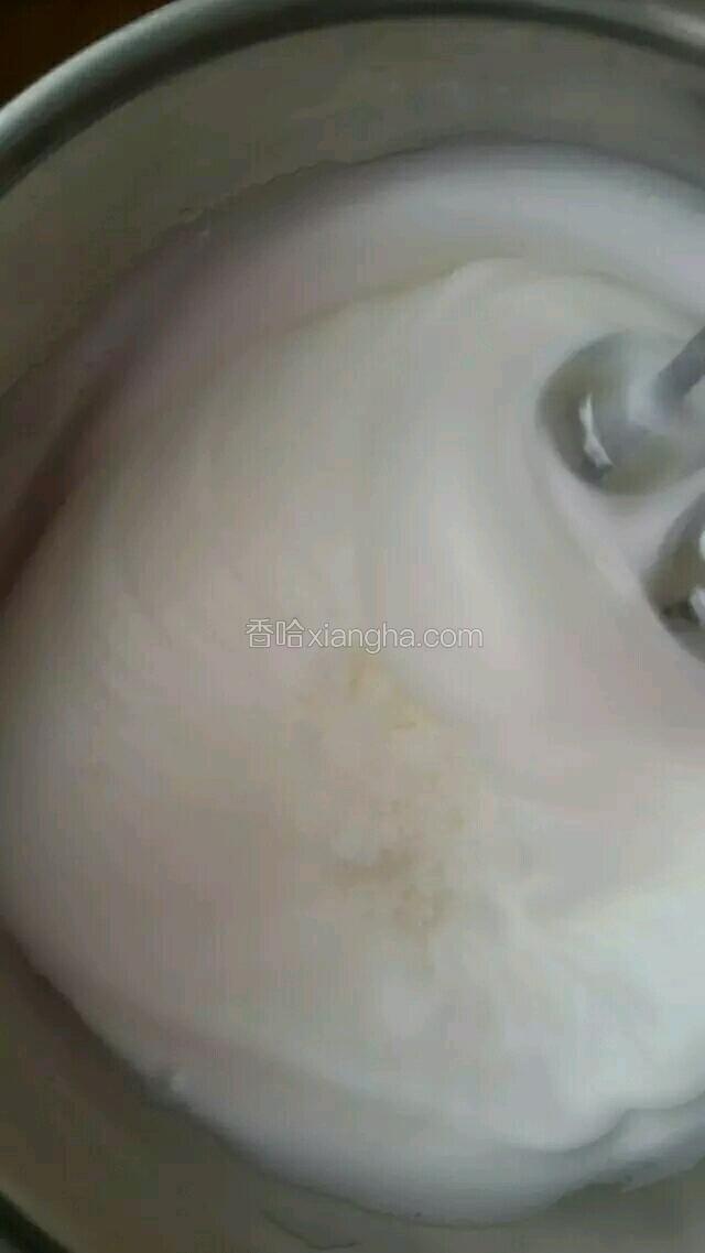 打至有纹路加第三次綿白糖打到有尖角不掉落硬性发

