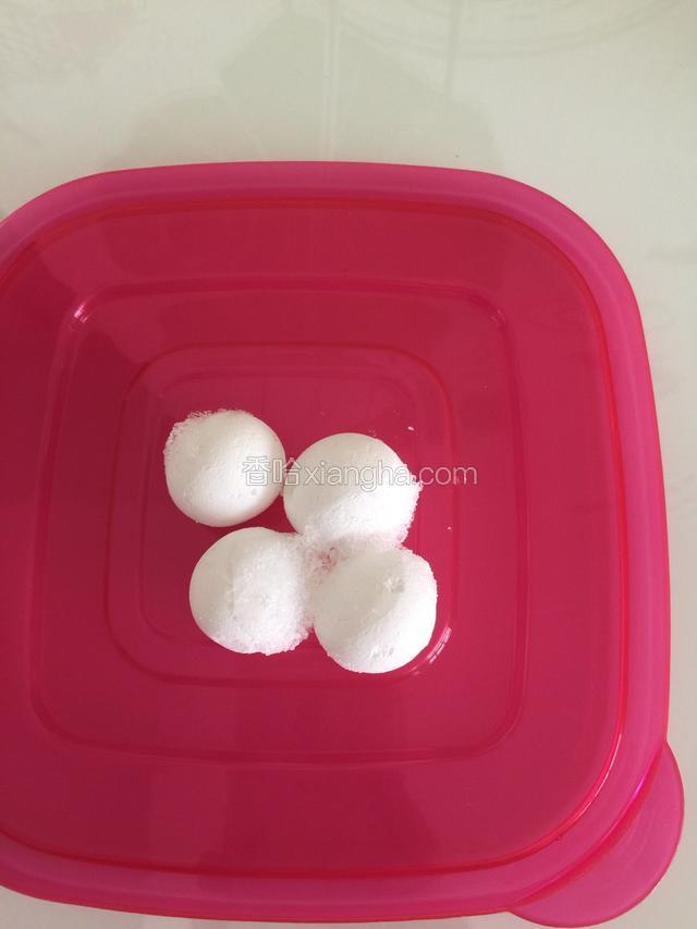3、圆子煮熟沥干
