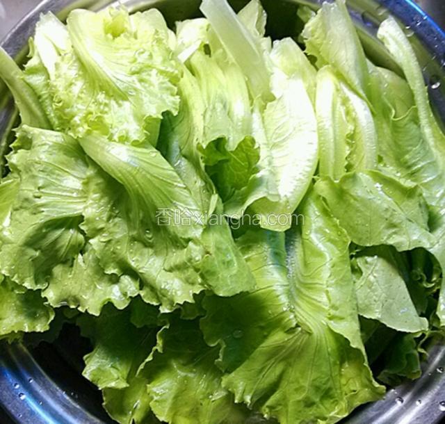 玻璃菜分瓣洗净沥干
