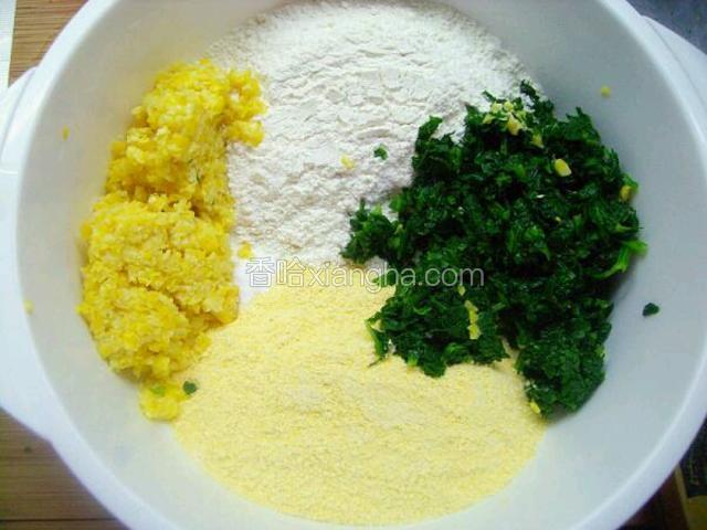 把所有食材放在一块