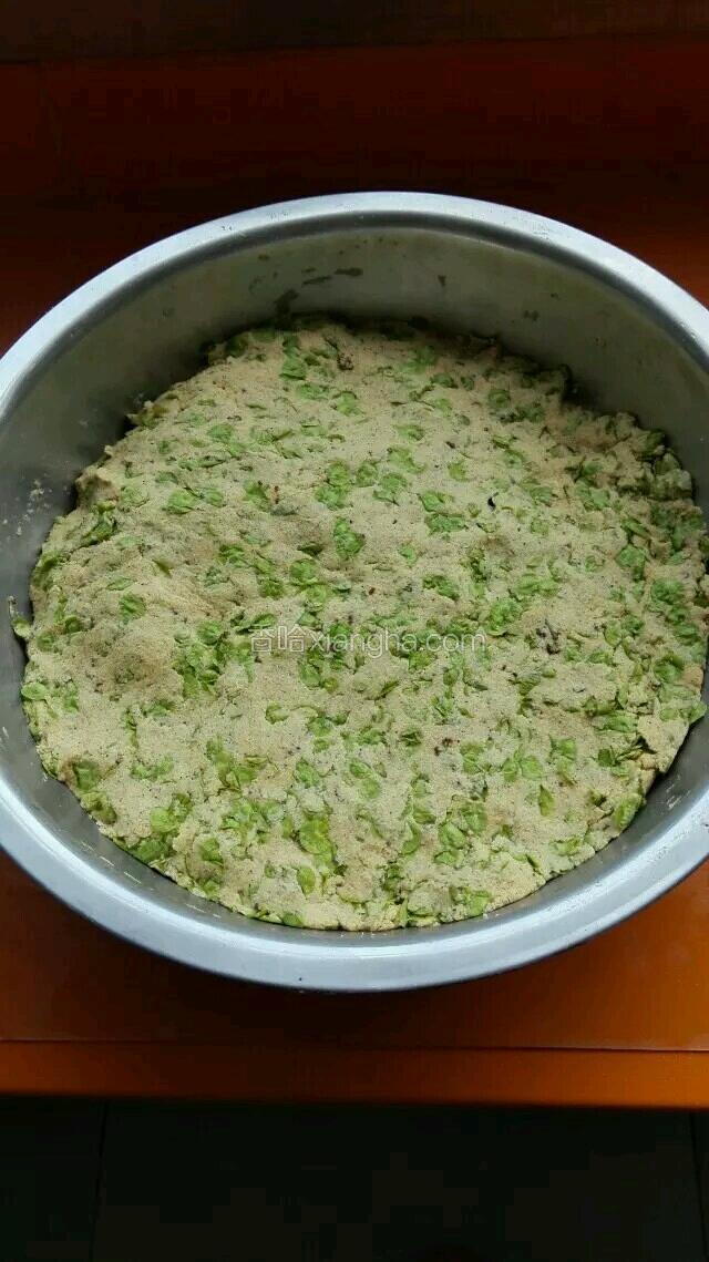 加适量清水和好面。