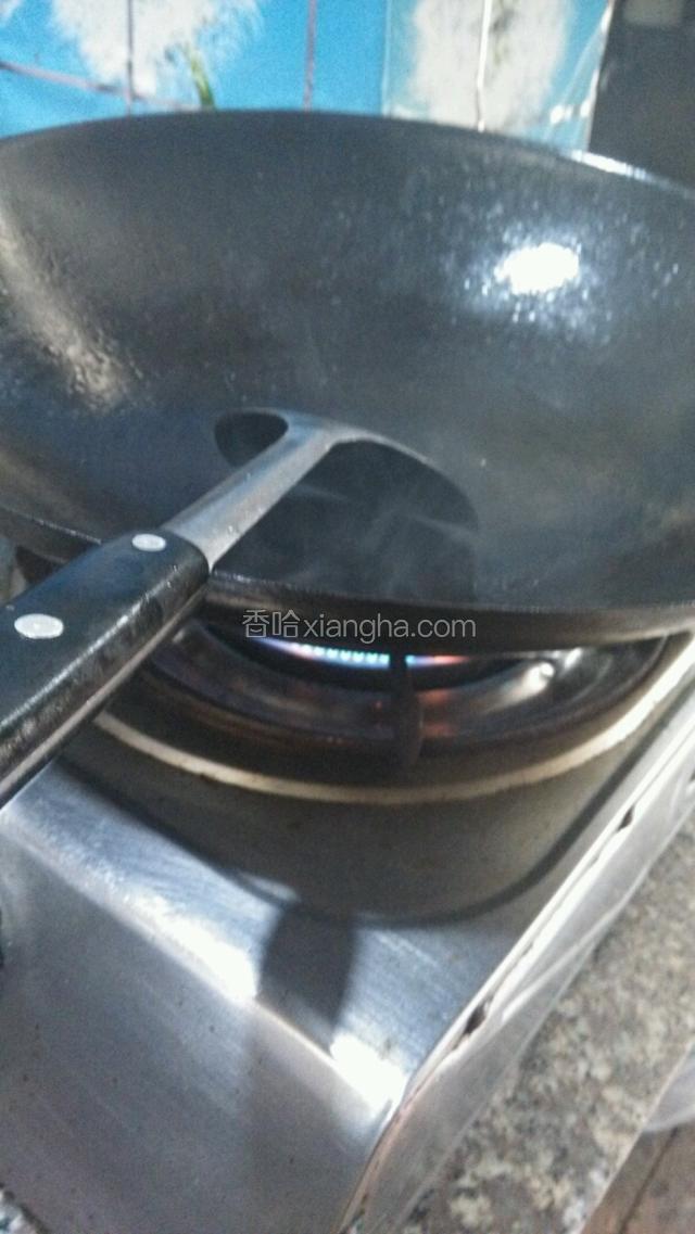 大火烧开热锅，锅热再放油