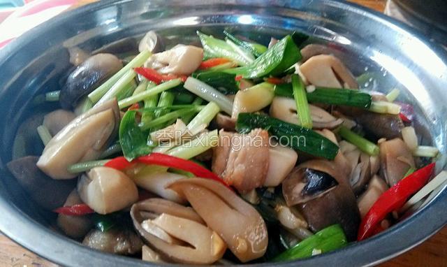 爆炒草菇三层肉