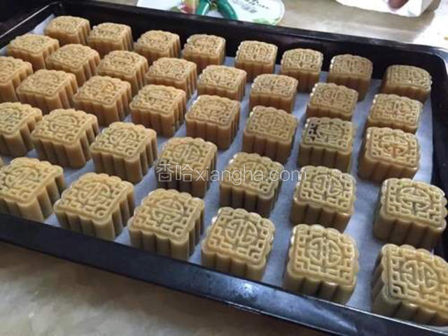 刚脱模的样子