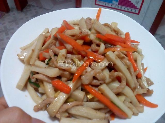 “乐享陶瓷”杏鲍菇炒肉丝