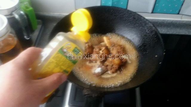 汤汁变少加少许鸡汁