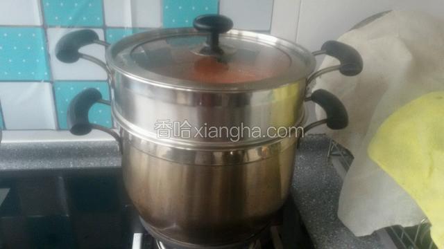 上蒸锅大火开锅蒸10分钟即可