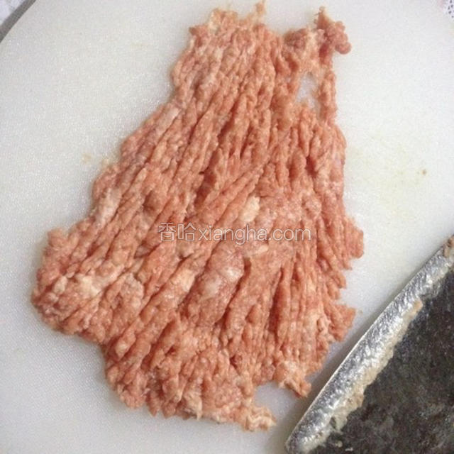 大肉剁碎