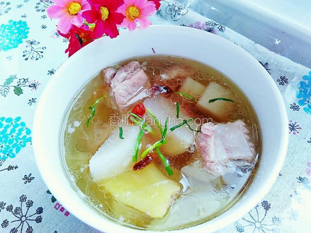 萝卜炖排骨，来喝吧。