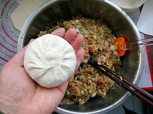像捏包子一样捏合