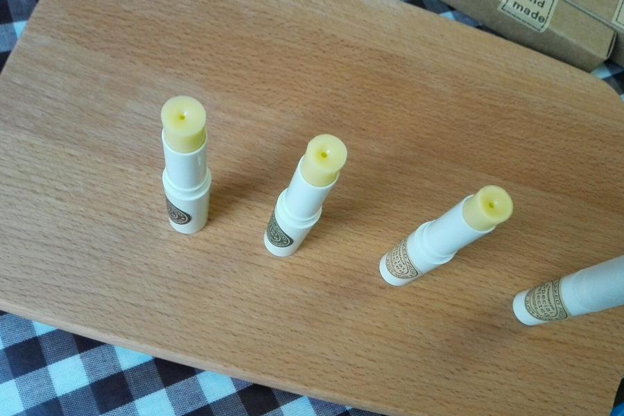 自制天然润唇膏