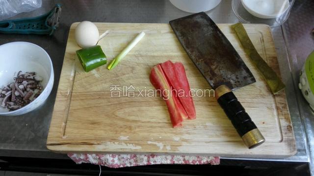 蒋食材都准备好，洗净