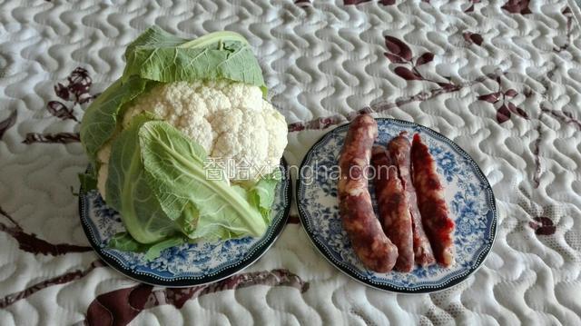 准备好食材，以备待用。