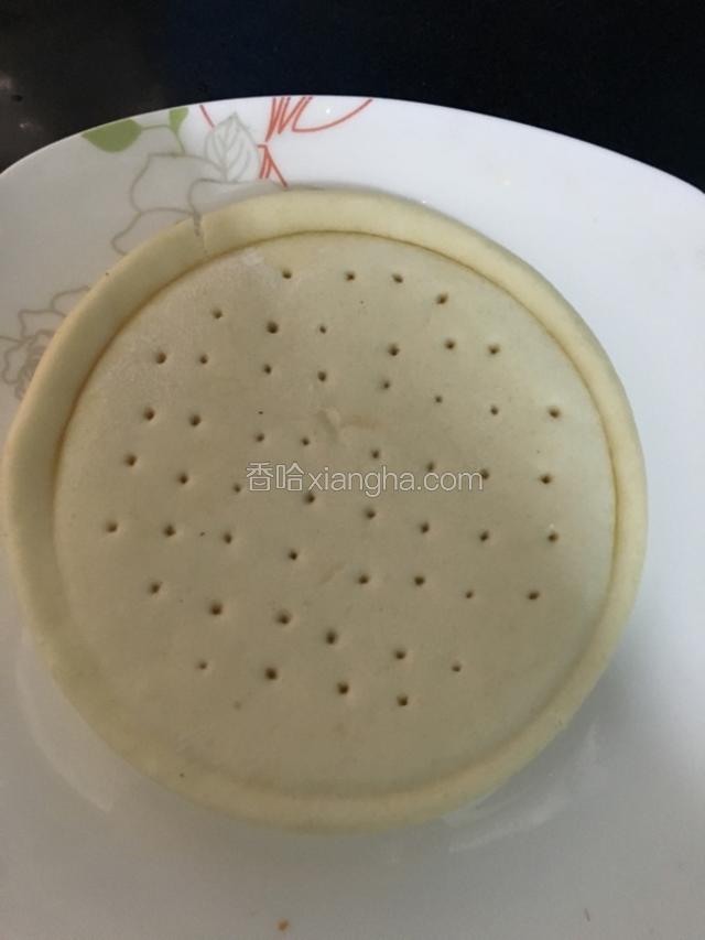 披萨饼皮准备好备用
