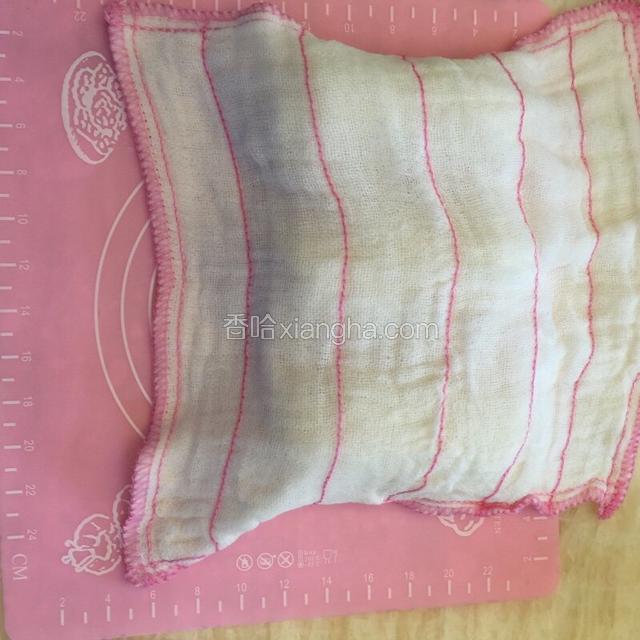 盖上湿布醒发15分钟