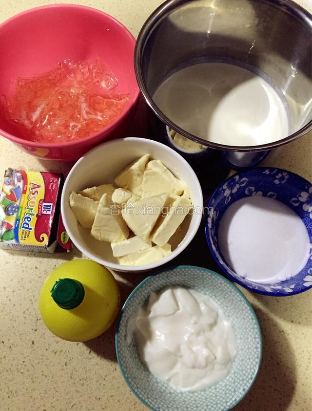慕斯，准备材料，吉利丁片冷水泡软