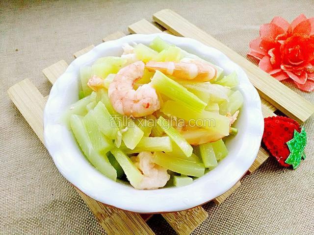 莴笋拌虾仁