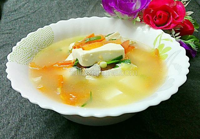 白豆腐番茄汤