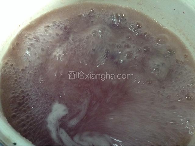 待汤汁浓稠时即可。