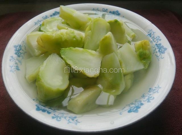 这是煮好的儿菜
