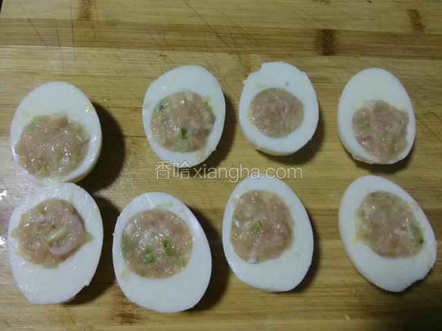 蛋白里塞满肉馅