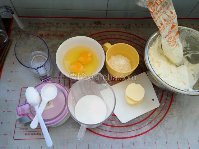 准备食材，所有食材称重备用