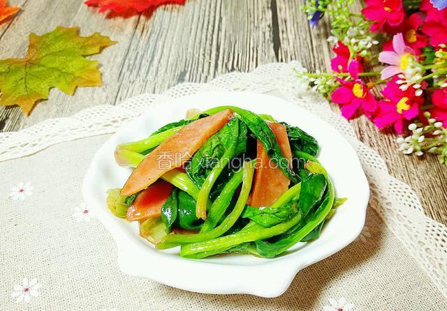 菠菜香肠小炒