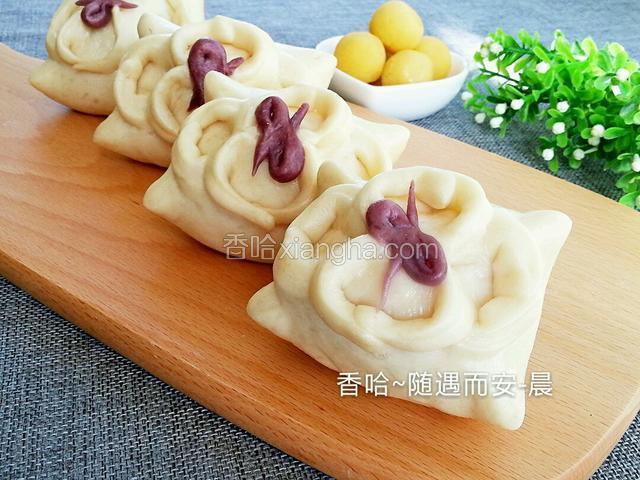 花样奶黄包