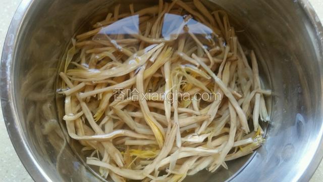 干黄花菜泡发