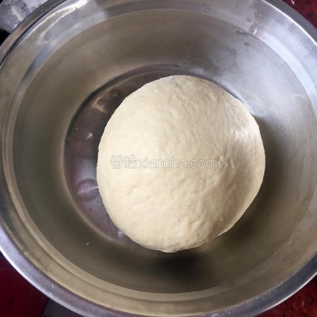 把面团和光滑了