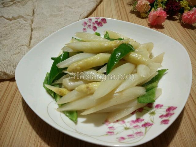 很清爽又适合春天的一道素菜就做好了