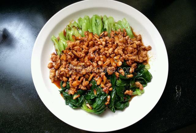 香菇肉末烧油菜