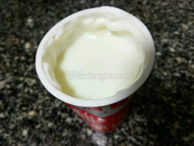 自制酸奶，菠萝片