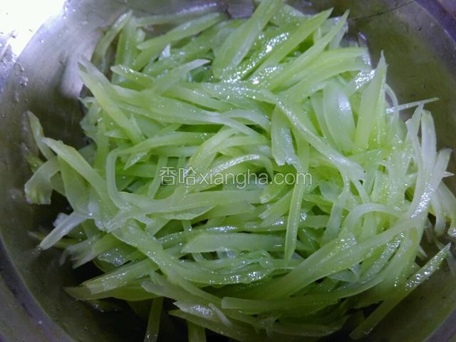 莴苣丝用盐腌制