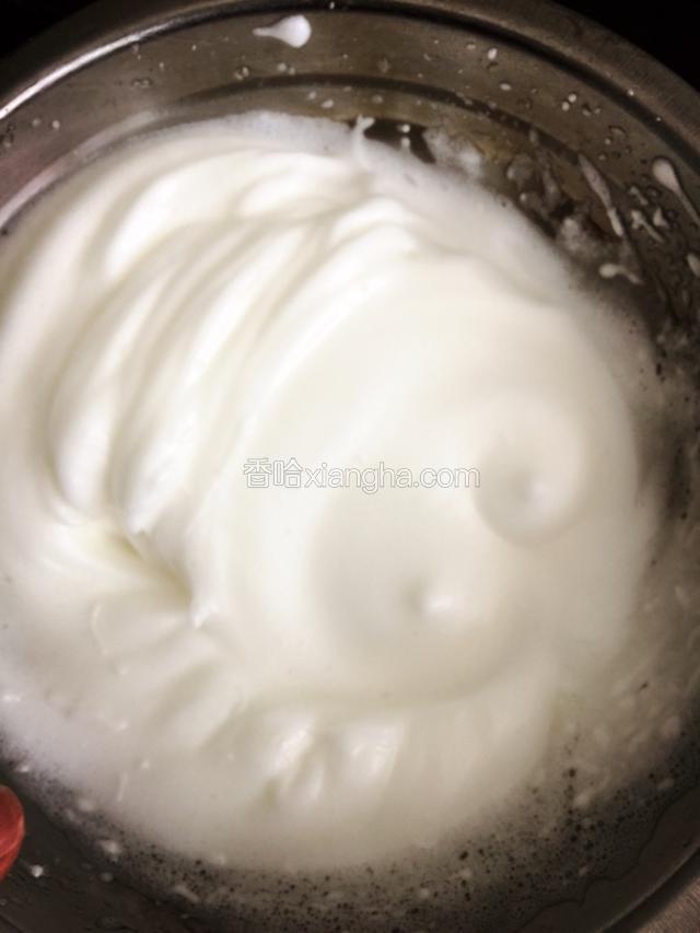 蛋白打发 有两个小眼睛
