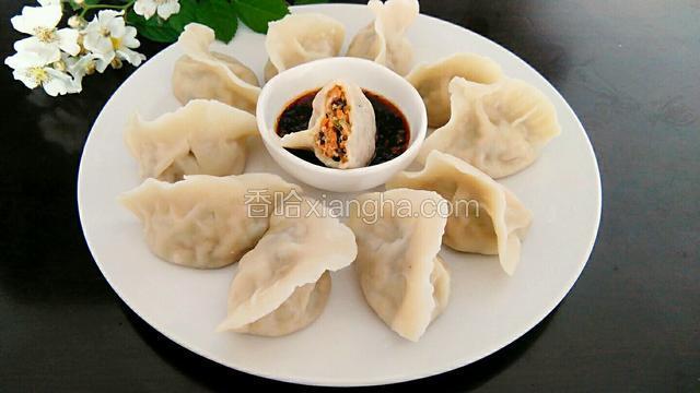 胡萝卜木耳馅饺子
