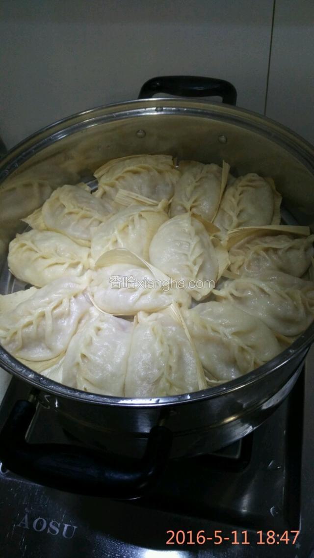 包子好了……出锅啦
