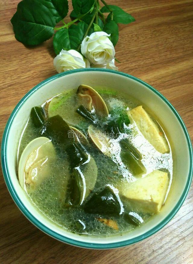 海带豆腐汤