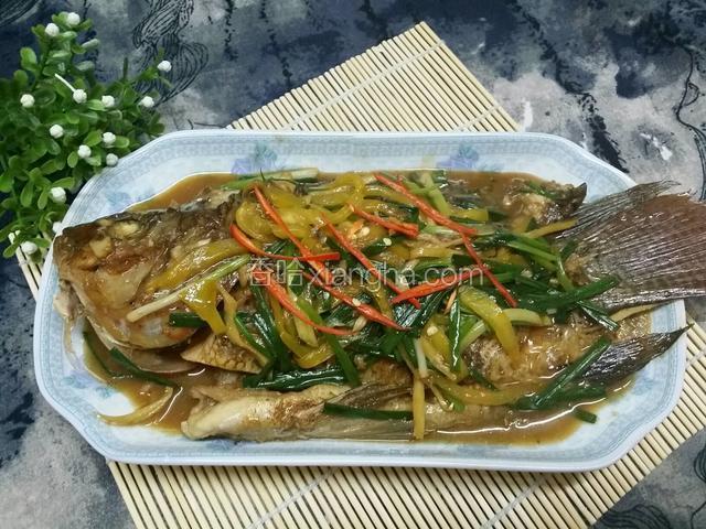 红烧小鲫鱼