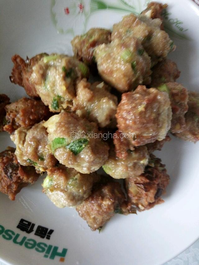 丸子都定型了，就捞出来，