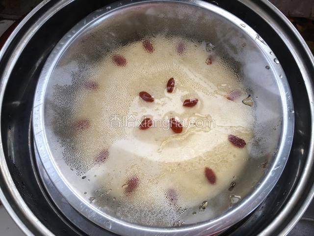 蒸锅烧水蒸30分钟即可（上大气之后可大火转中火）