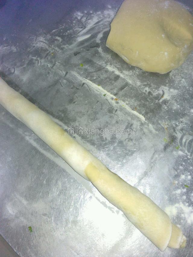 从上向下卷成长条