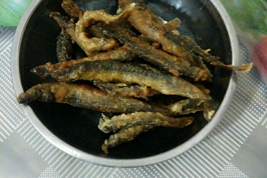 油炸小鱼