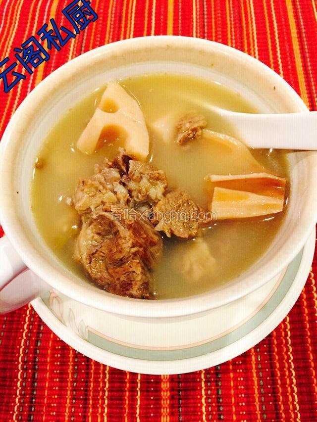 莲藕牛骨绿豆老火靓汤