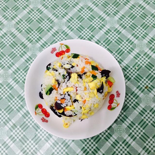 腊味什锦炒饭