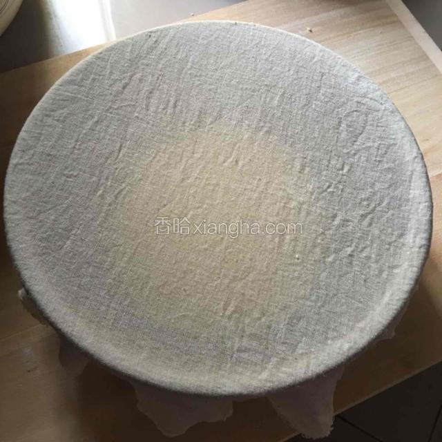 盖上湿布醒发30分钟