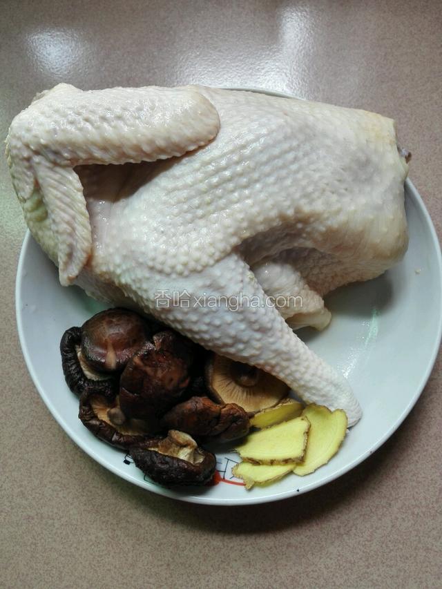 准备好食材。