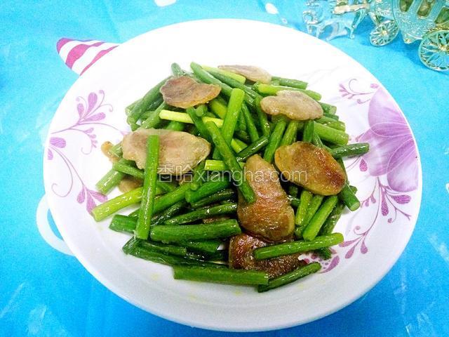 蒜苗炒腊肠