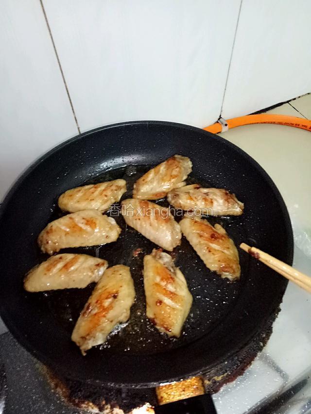 煎制过程中多翻几次，使受热均匀